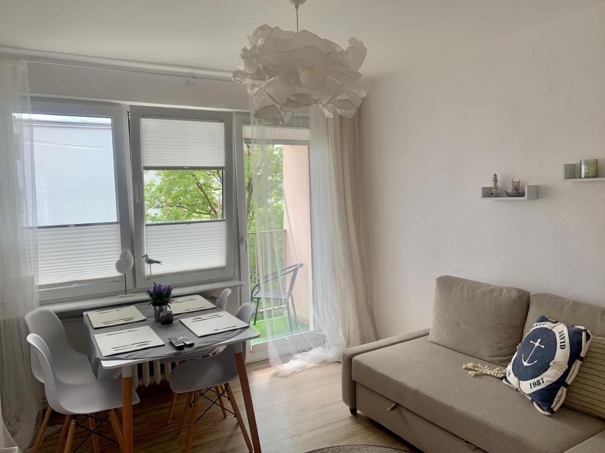 Wera - Klimatyczny Apartament 300 M Od Plazy Brzezno - Azw Gdańsk Kültér fotó