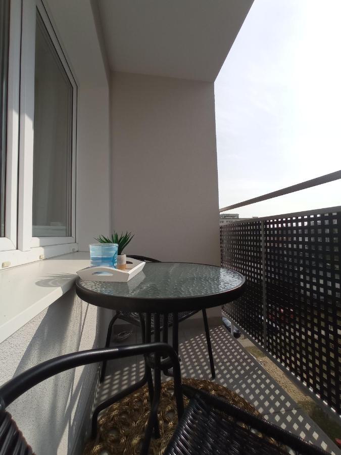 Wera - Klimatyczny Apartament 300 M Od Plazy Brzezno - Azw Gdańsk Kültér fotó